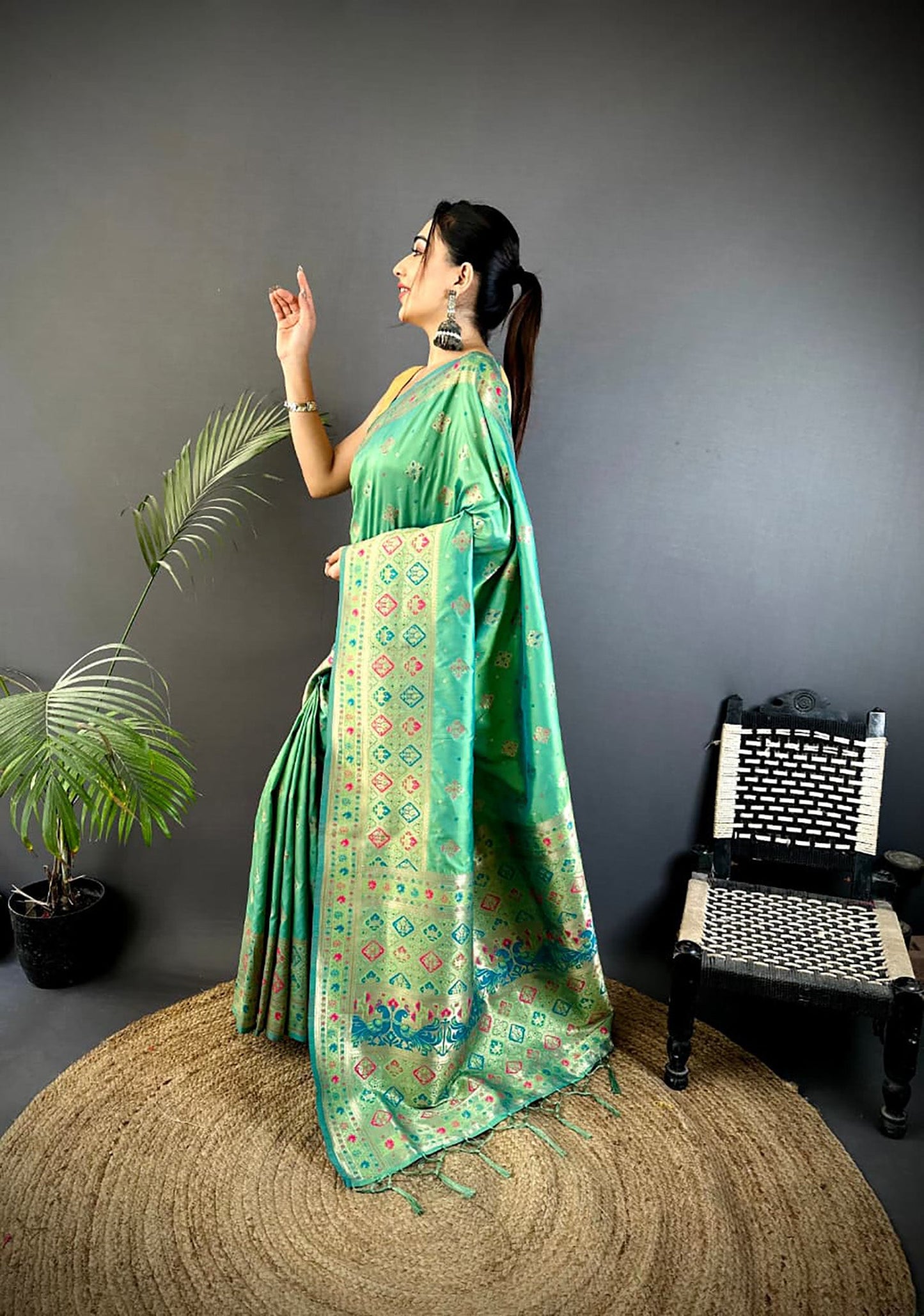 Joban Fashion Sea Green Banarasi Lichi Silk Meenakari Weaving Saree