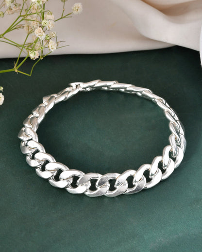 Jewels Nest Stylish Silver-Plated Chain Bracelet