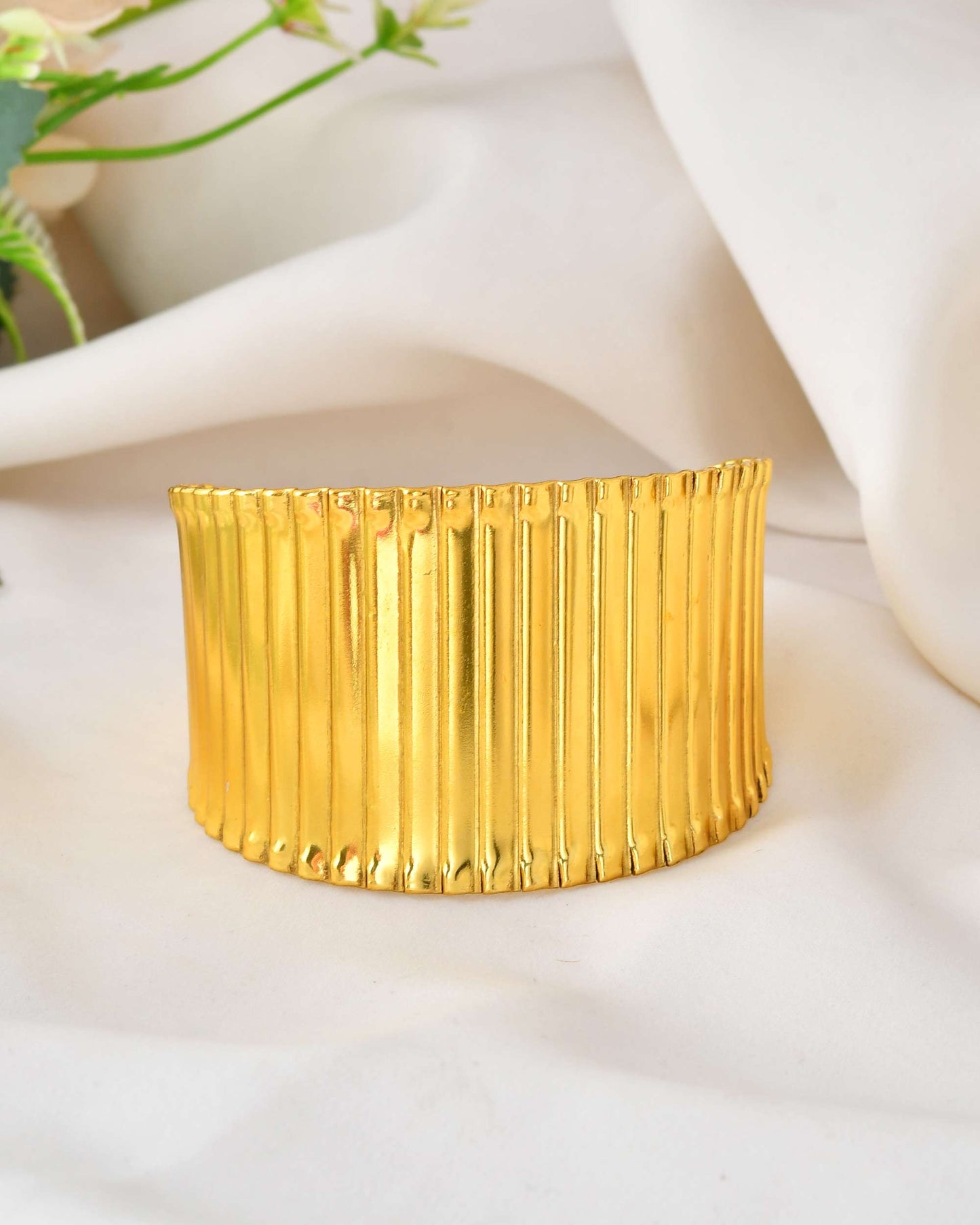 Jewels Nest Textured Vertical Line Gold Cuff Bracelet