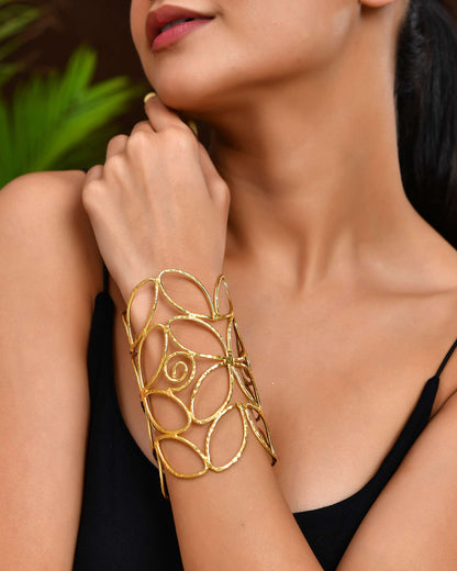 Jewels Nest Statement Gold Cutout Leaf Cuff Bracelet