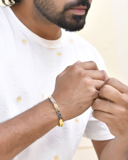 Jewels Nest Elegant Two-Tone Gold & Silver Bracelet