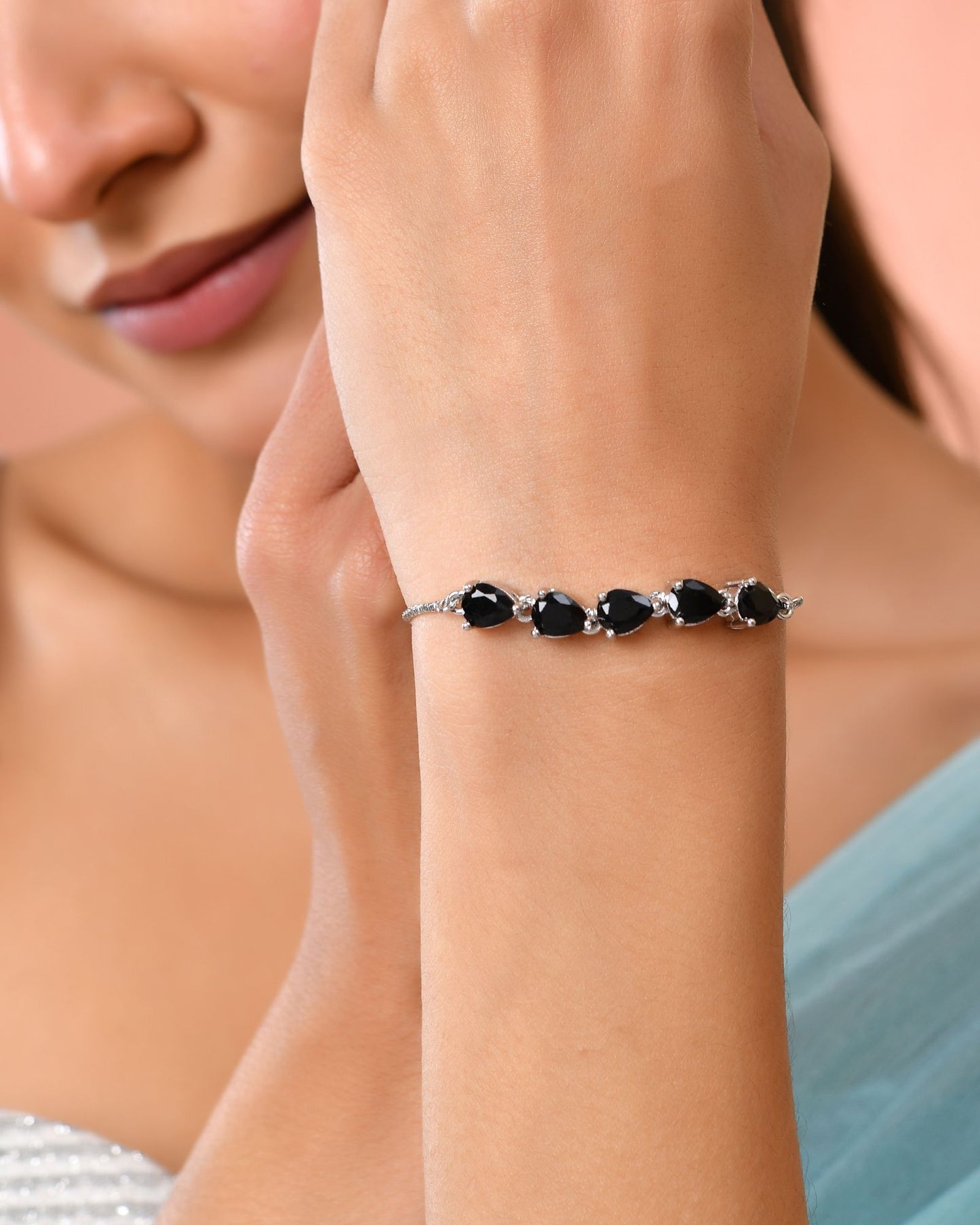 Jewels Nest Classic Black Teardrop Stone Adjustable Bracelet
