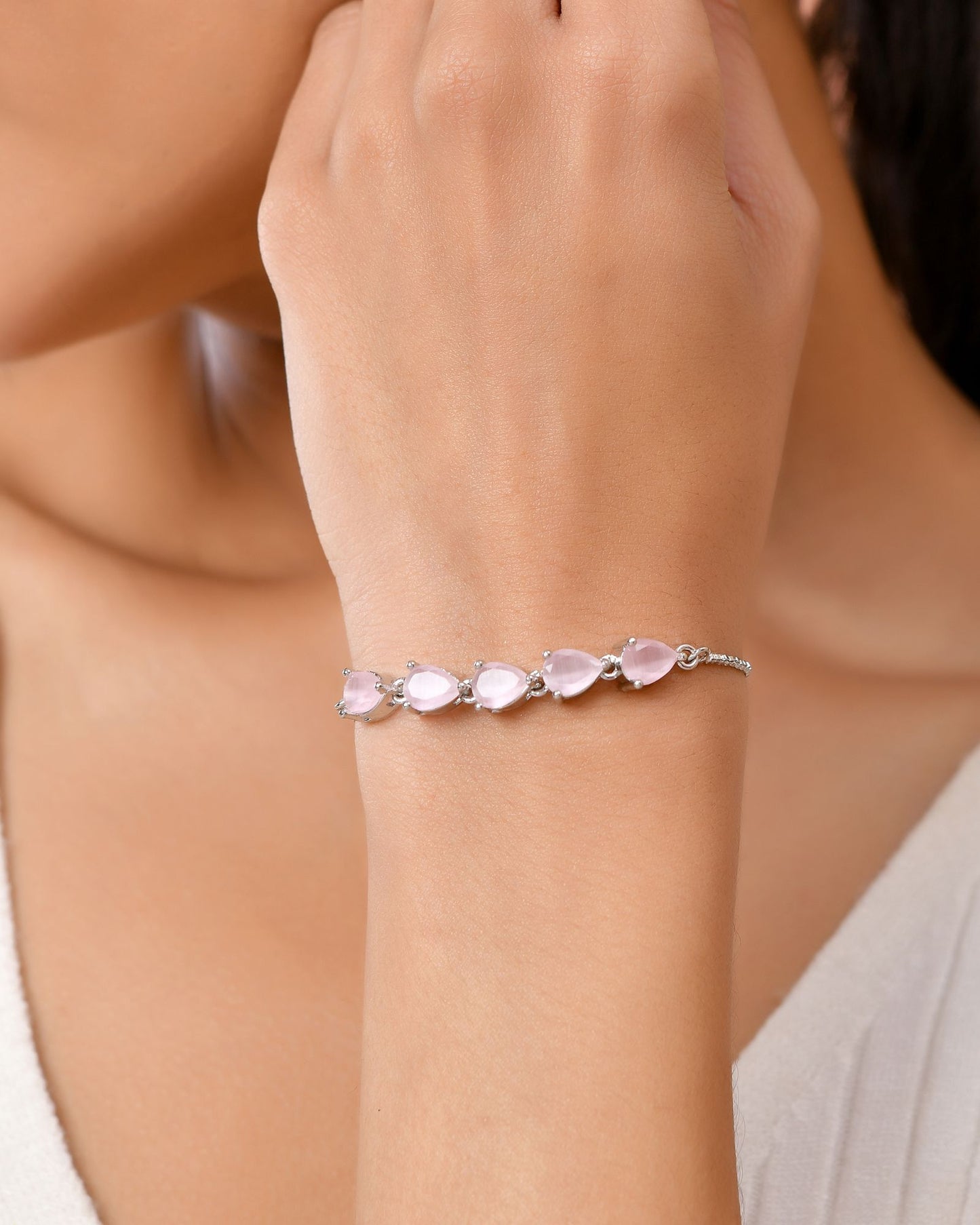 Jewels Nest Pink Heart Stone Adjustable Bracelet For Women