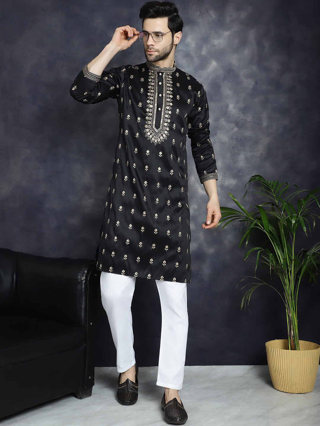 Jompers Men's Black Chikankari Embroidered Kurta With Pyjama