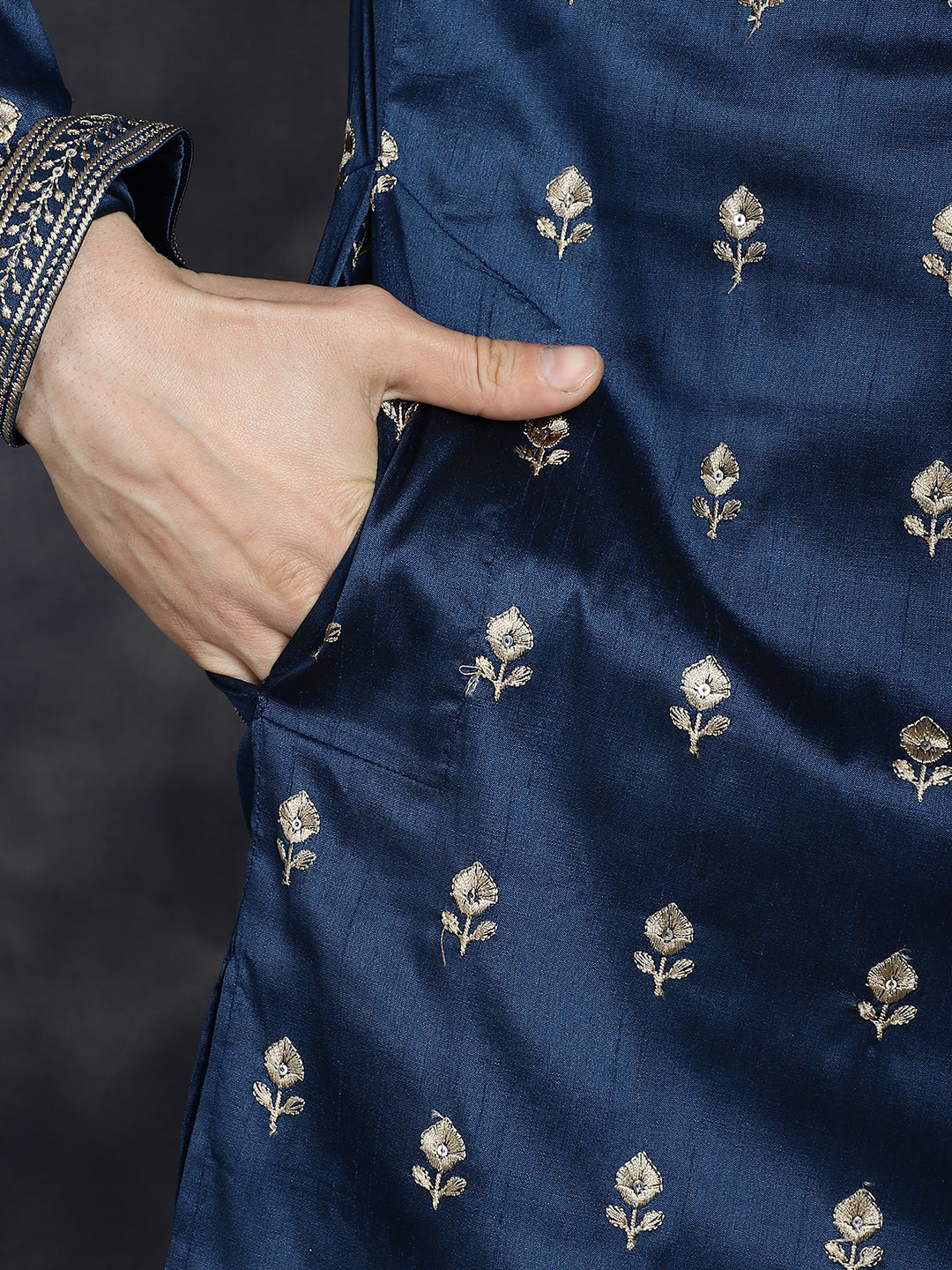 Jompers Men's Navy Blue Chikankari Embroidered Kurta With Pyjama
