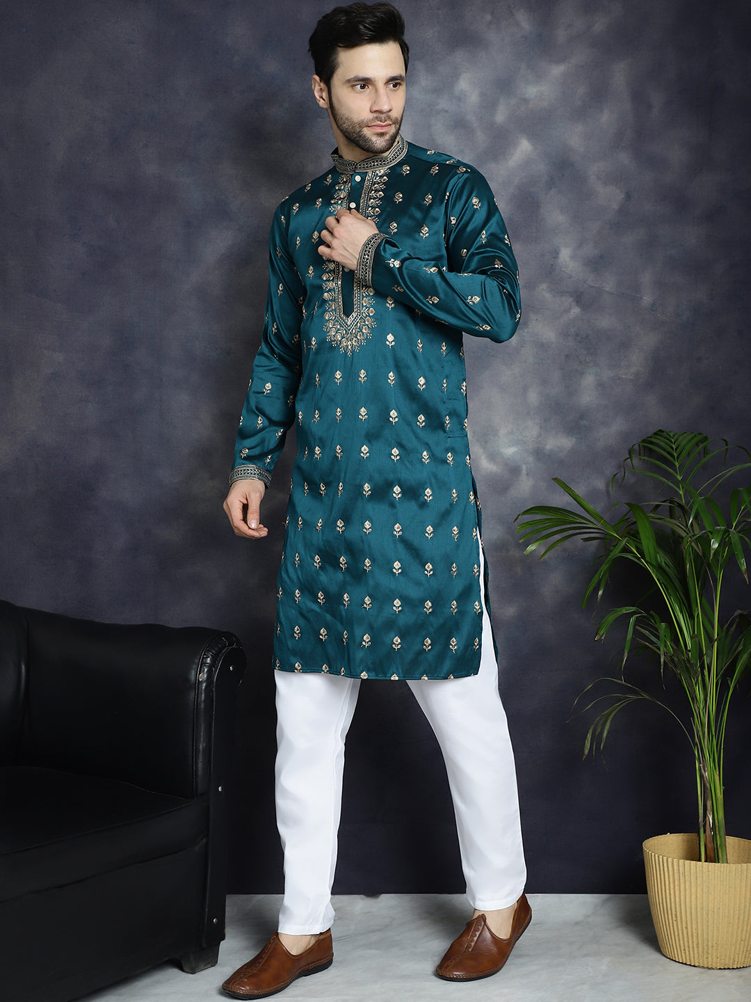 Jompers Men's Peacock Blue Chikankari Embroidered Kurta With Pyjama