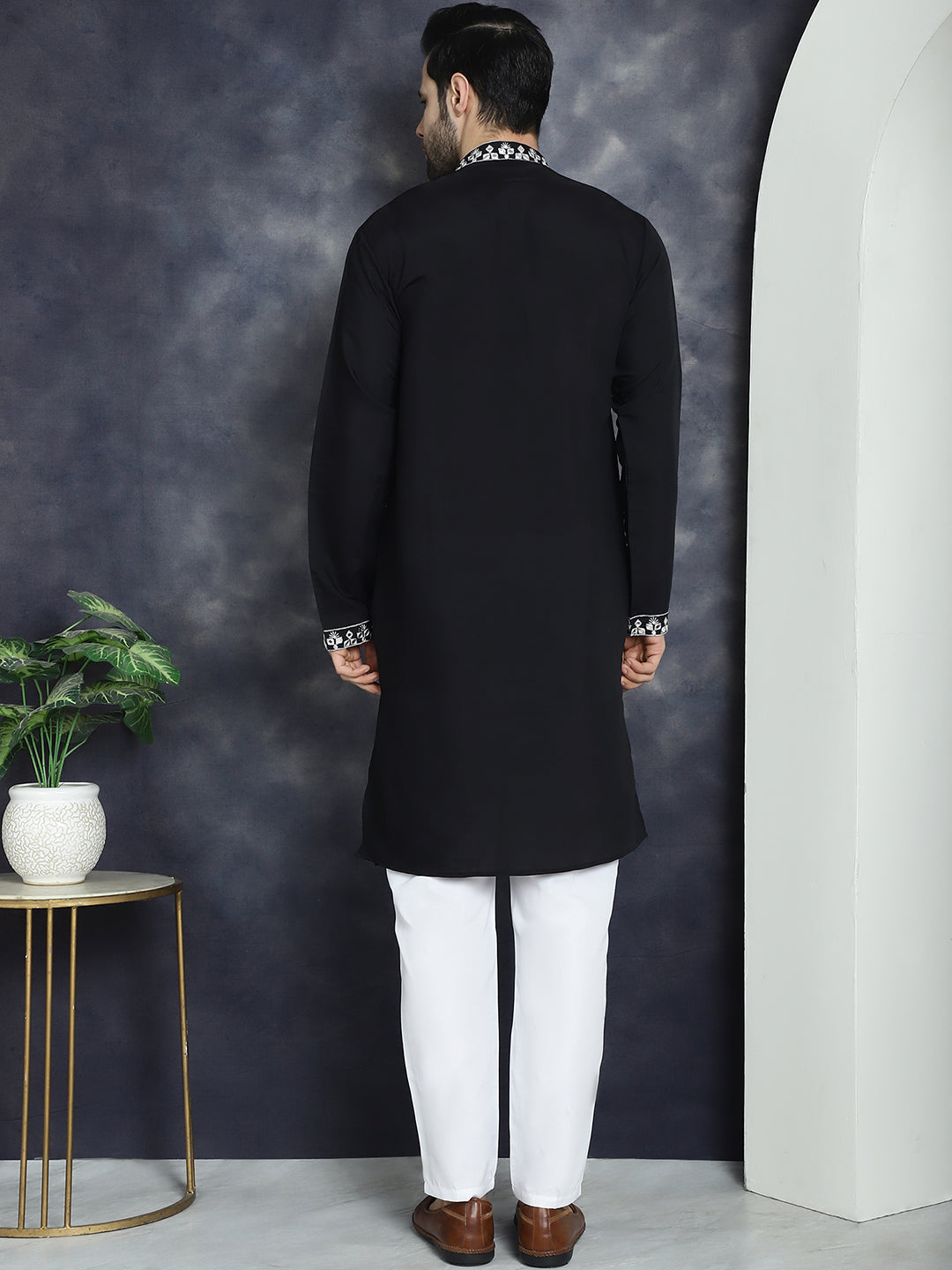 Jompers Men's Embroidered Kurta With Pyjama - Black