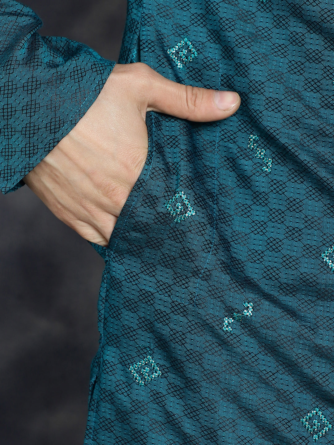 Jompers Men's Sequins Embroidered Kurta With Pyjama - Teal