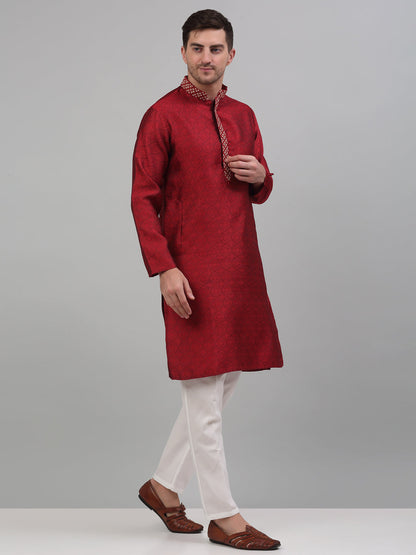 Jompers Men's Maroon Collar Embroidered Kurta Pyjama