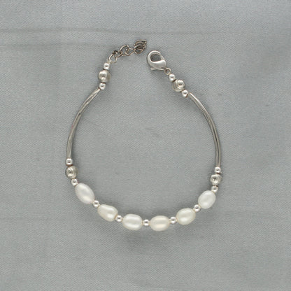 J Pearls Unique 1 Line Pearl Bracelet