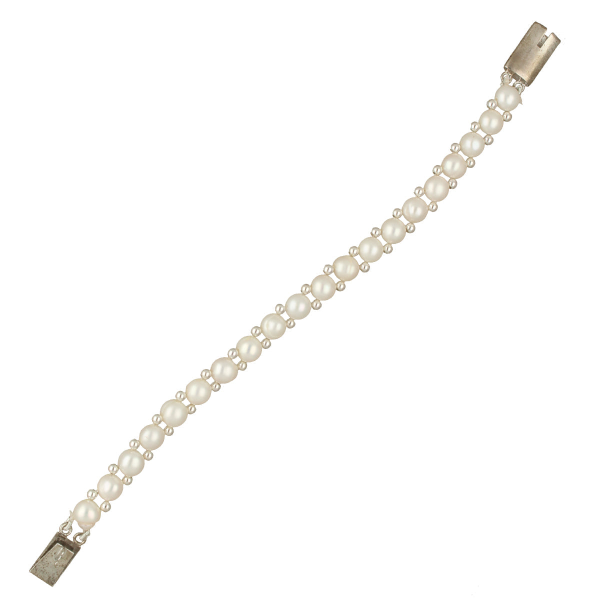 J Pearls Charm 1 Line Pearl Bracelet