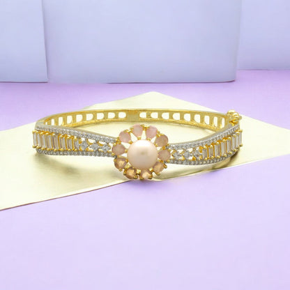 J Pearls Ethereal Queen Pearl Bracelet