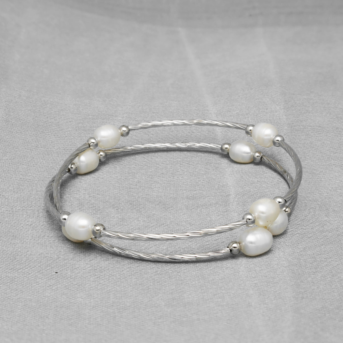 J Pearls Charm Pearl Bracelet