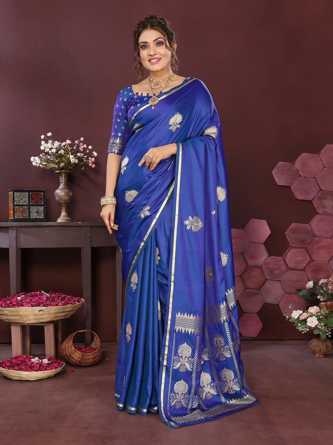 Joban Fashion Royal blue Floral Motifs Banarasi Silk Sarees