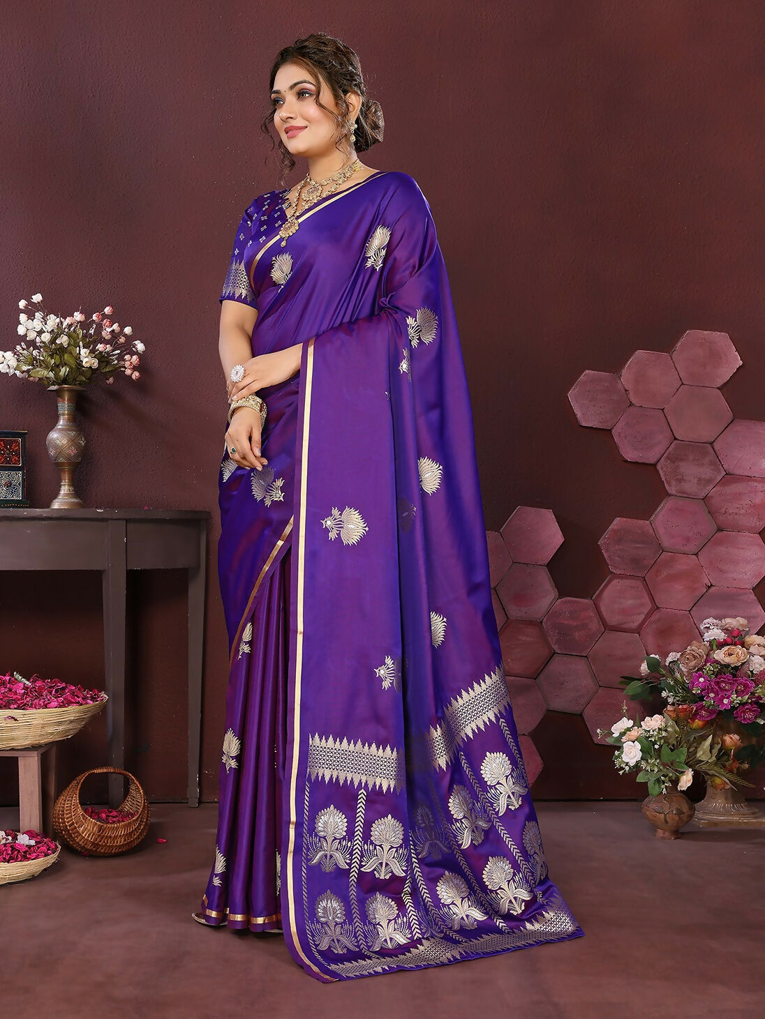 Joban Fashion Purple Floral Motifs Banarasi Silk Sarees