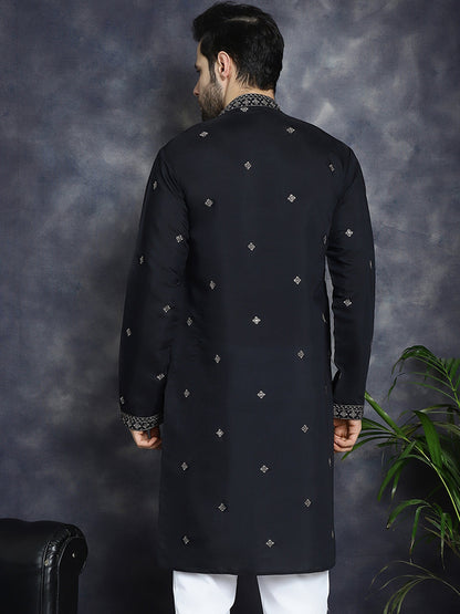 Jompers Men's Sequins Embroidered Kurta - Black