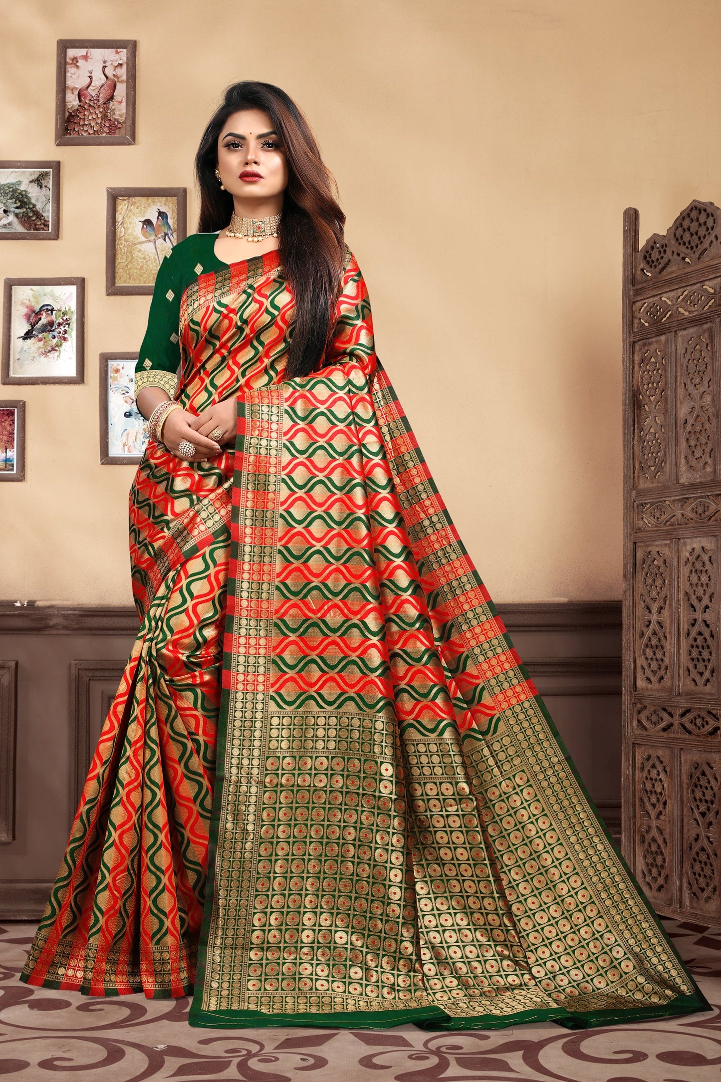 Vedant Vastram Litchi Silk Designer Banarasi Saree - Bottle Green