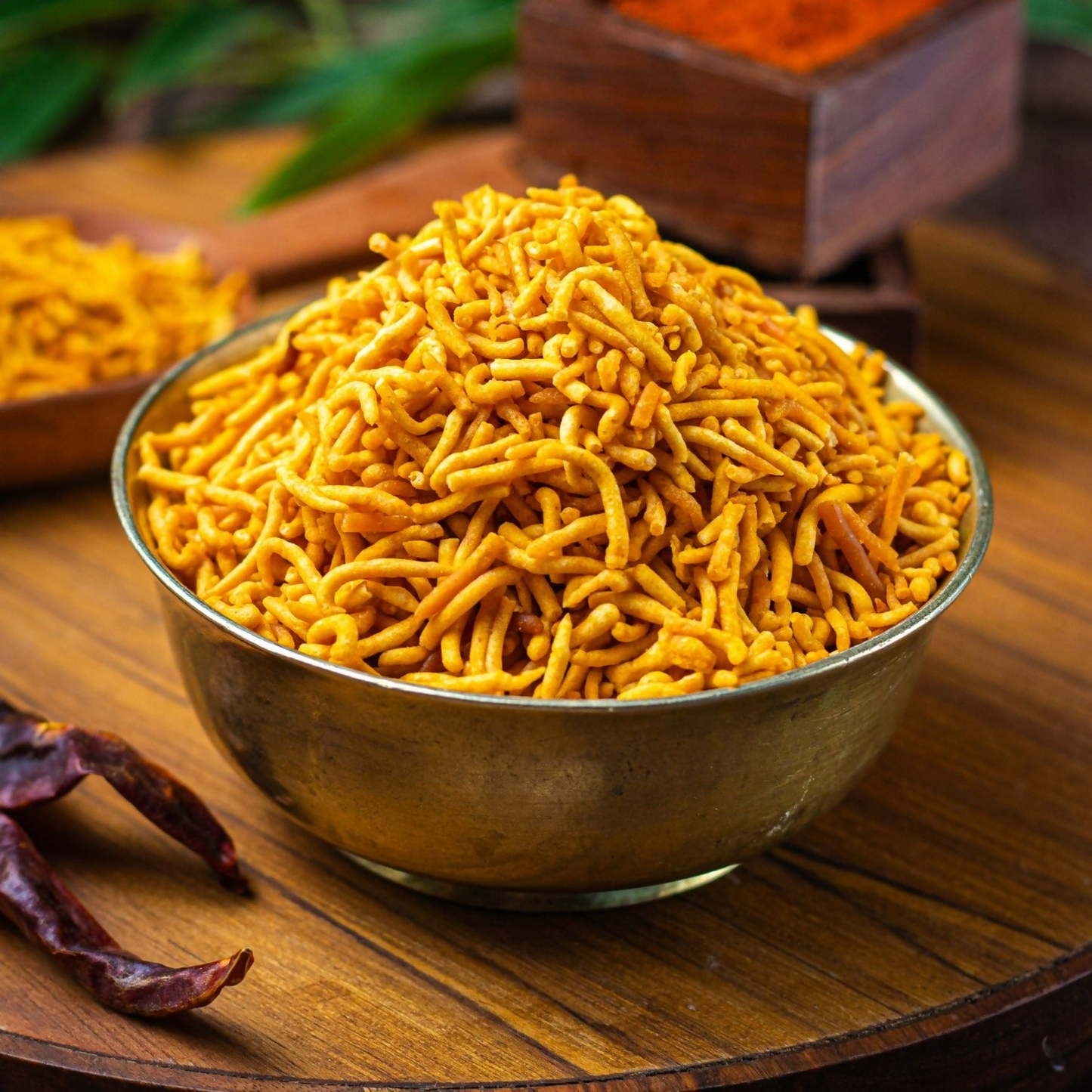 Patilkaki Garlic Sev