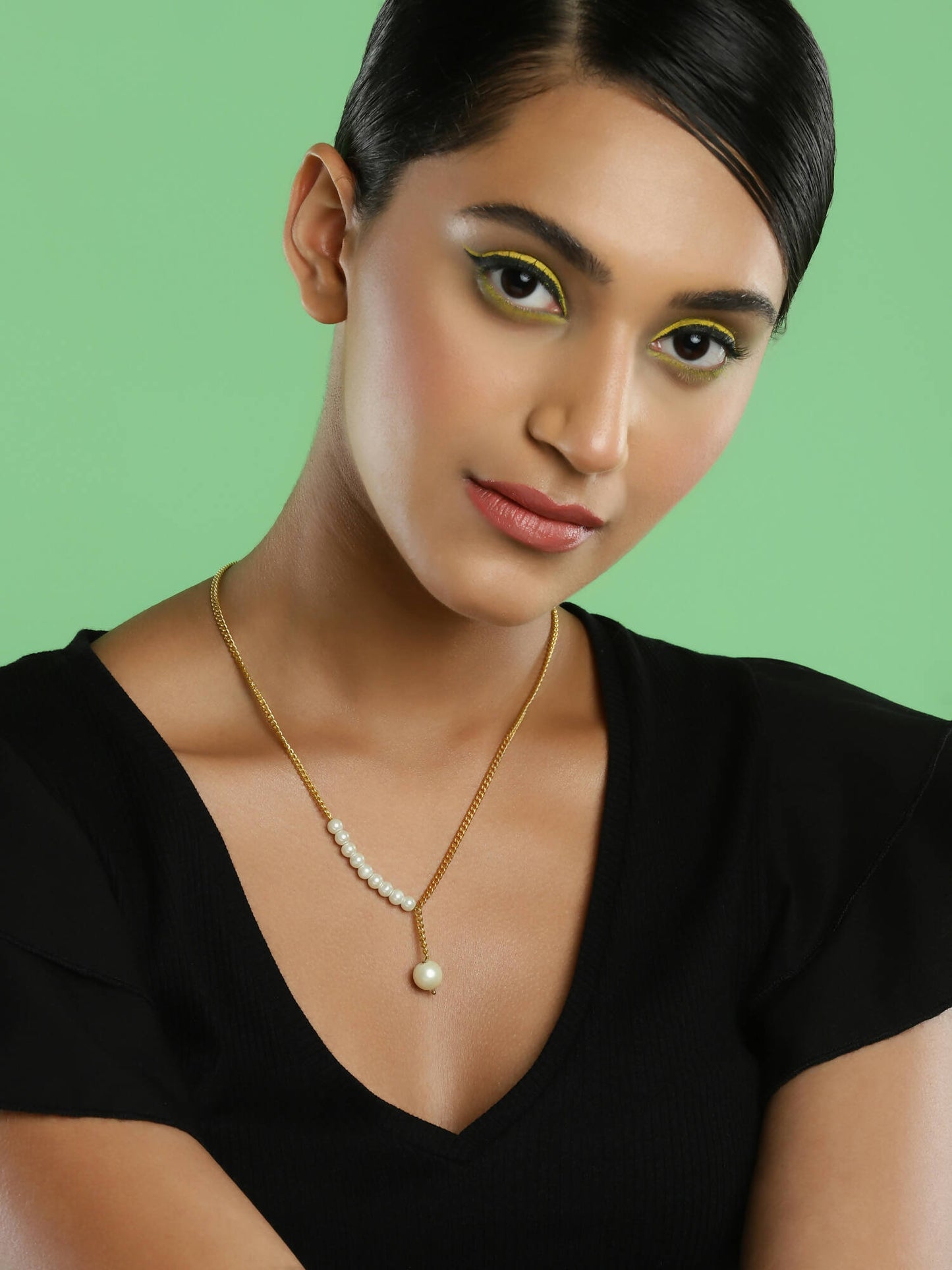 Women's Gold-Polished Chain - Ruby Raang