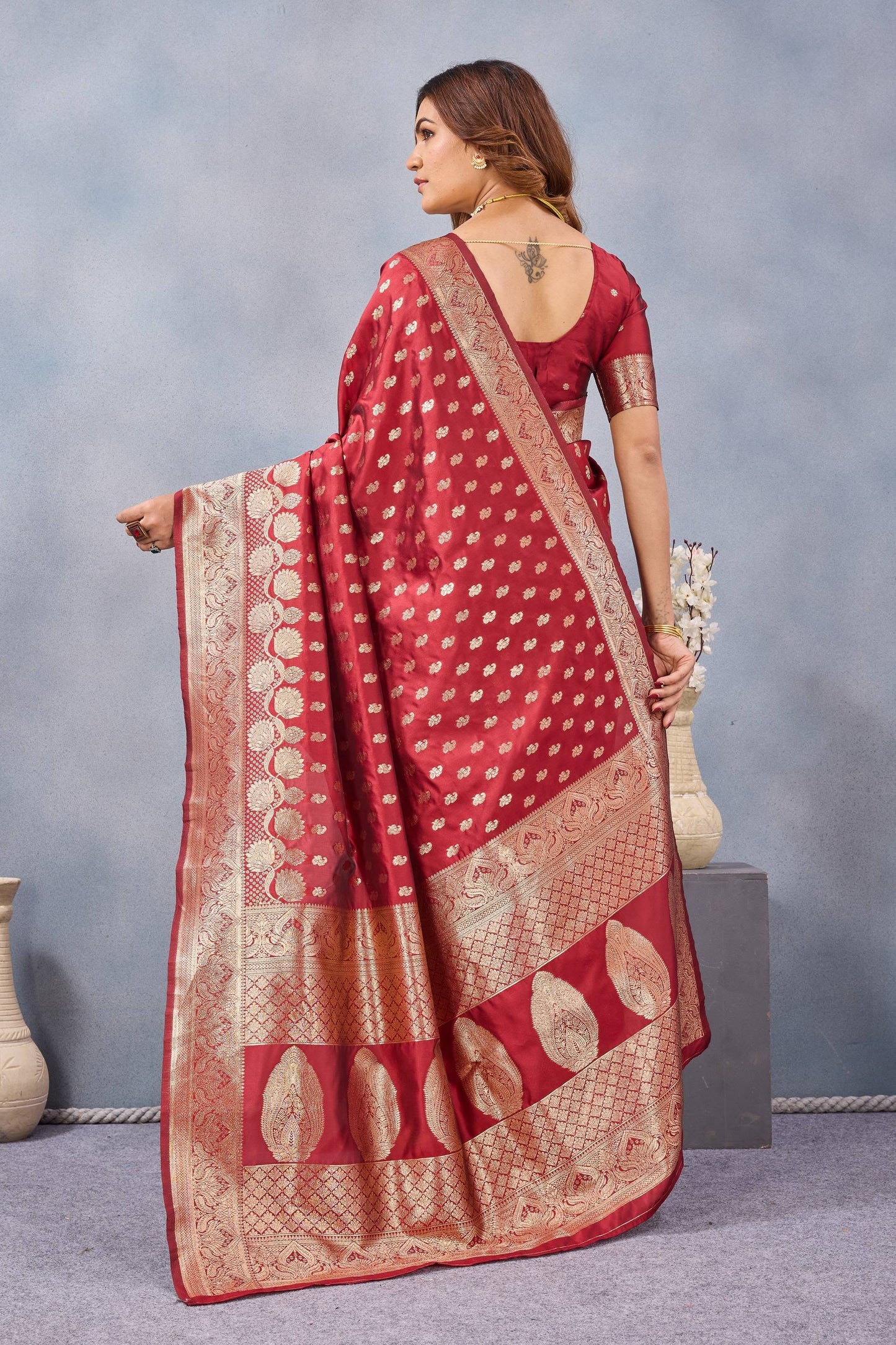 Divine International Trading Co Red Soft Silk Blend Banarasi Jacuard Work Designer Party Wear Saree With Unstitched Blouse Piece