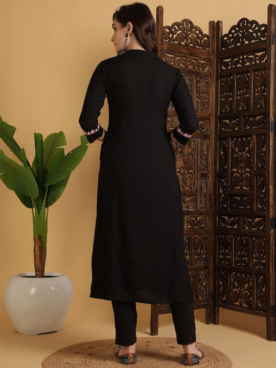Sangria Embroidered Calf Length V-Neck Three-Quarter Sleeve Straight Kurta