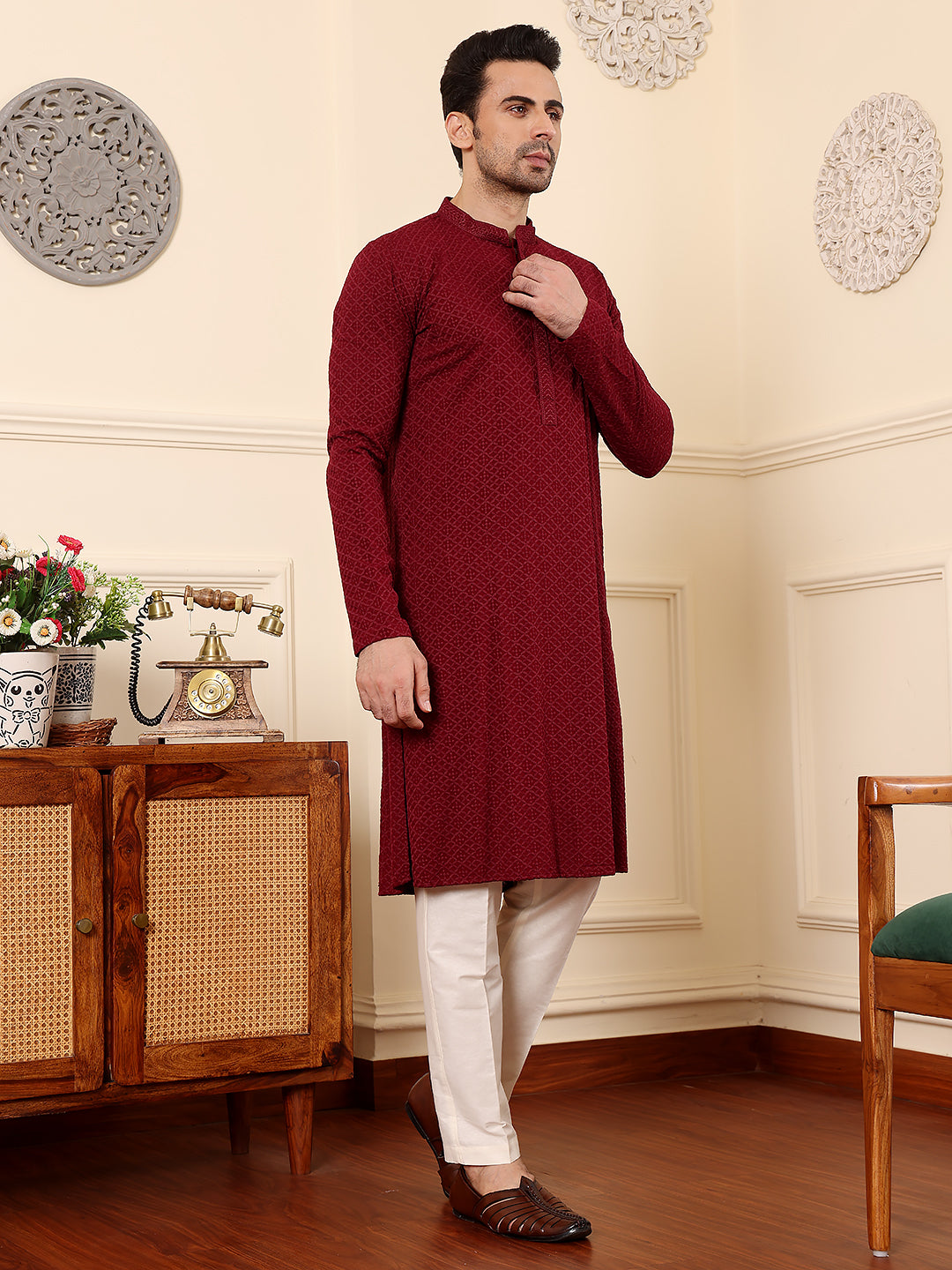 MULTI SHADES Men's Long Sleeve Mandarin Collar Rayon Silk Straight Classic Red Chikankari Kurta