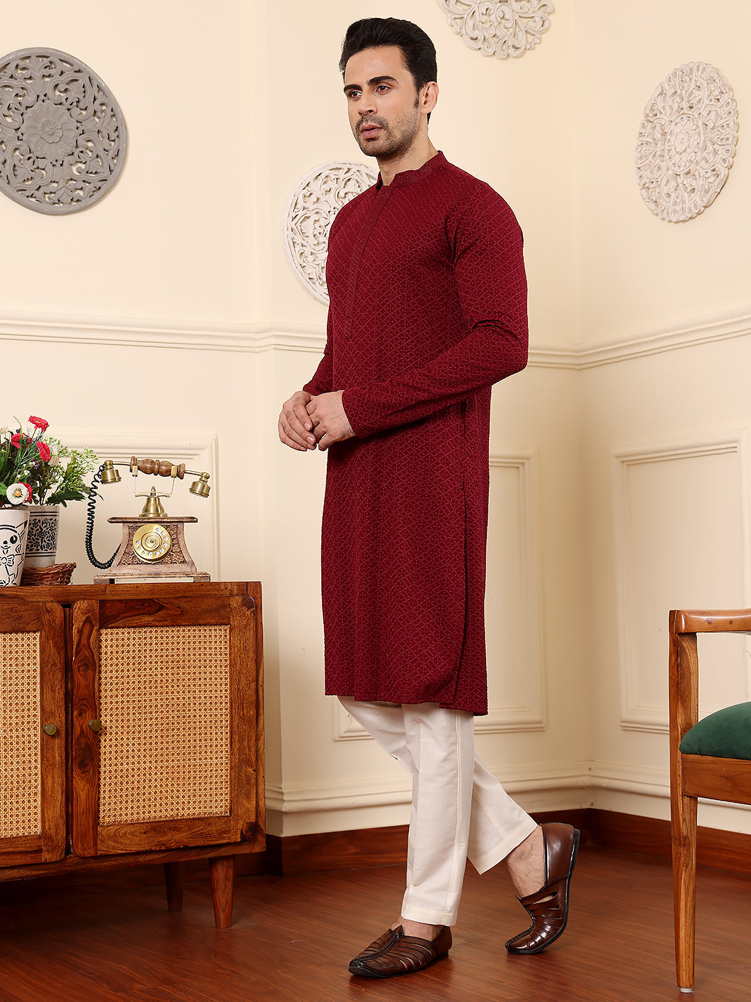 MULTI SHADES Men's Long Sleeve Mandarin Collar Rayon Silk Straight Classic Red Chikankari Kurta
