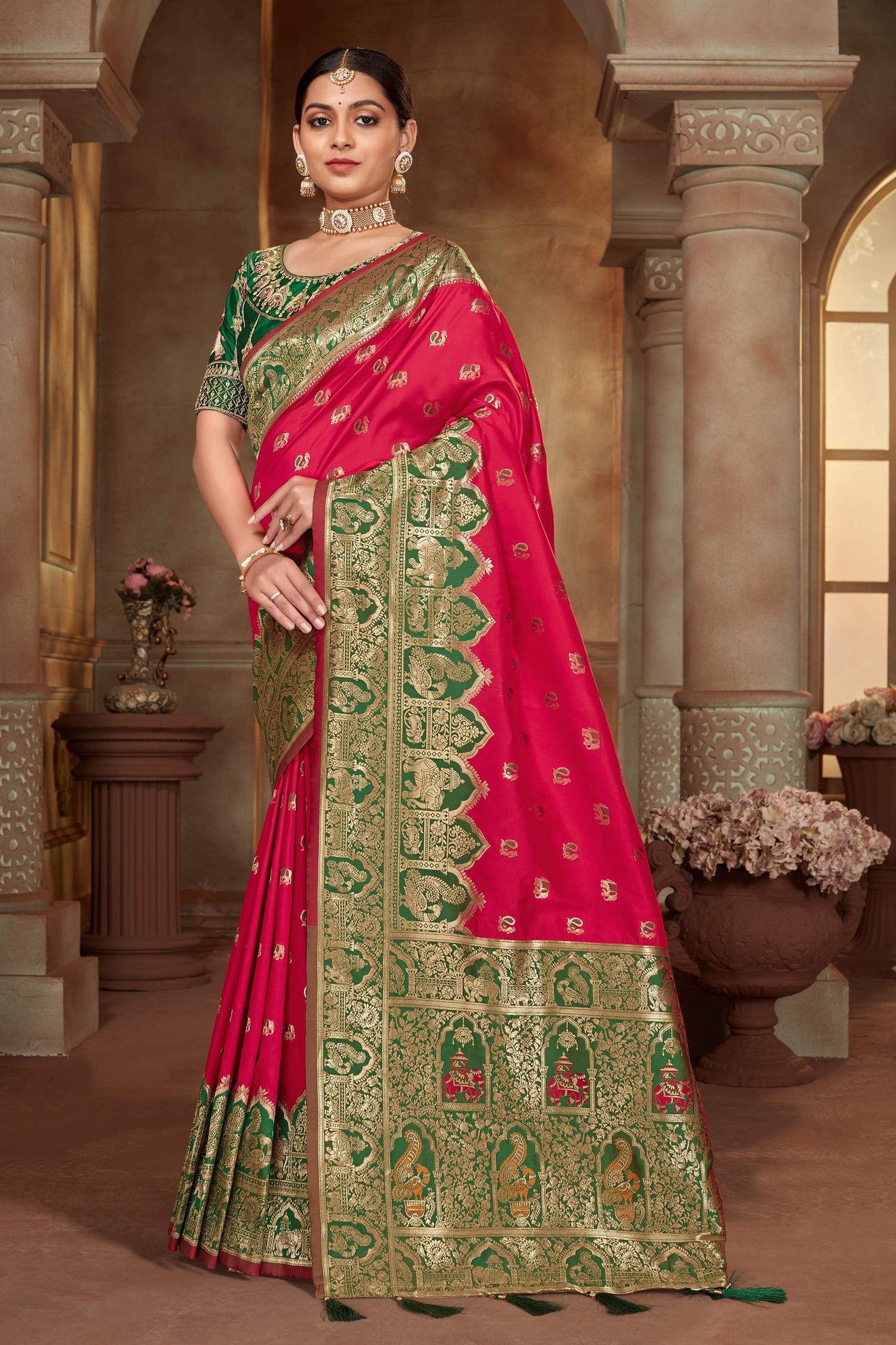MANOHARI Banarasi Silk Blend Jacquard Work Saree - Pink