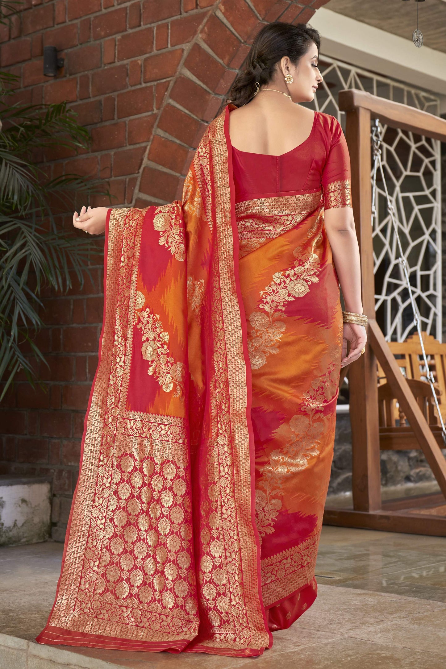 MANOHARI Banarasi Silk Blend Jacquard Work Saree - Orange