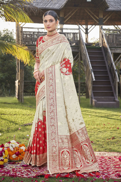 MANOHARI Banarasi Silk Blend Jacquard Work Saree - Red