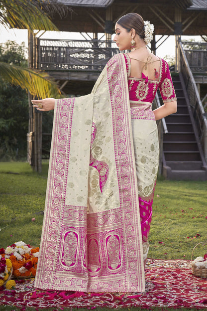 MANOHARI Banarasi Silk Blend Jacquard Work Saree - Pink