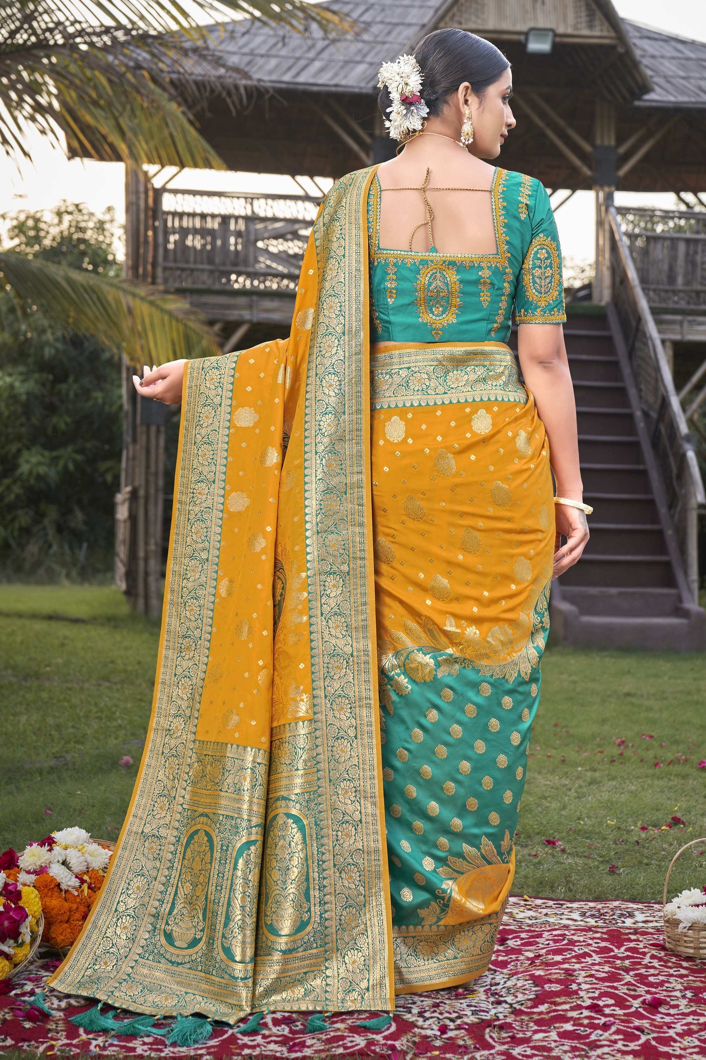 MANOHARI Banarasi Silk Blend Jacquard Work Saree - Mustard