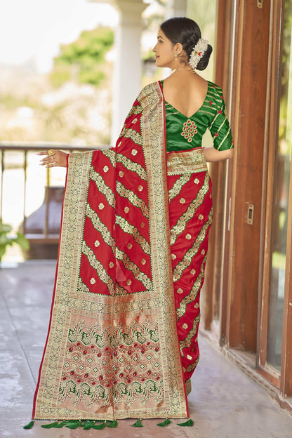 MANOHARI Banarasi Silk Blend Jacquard Work Saree - Red