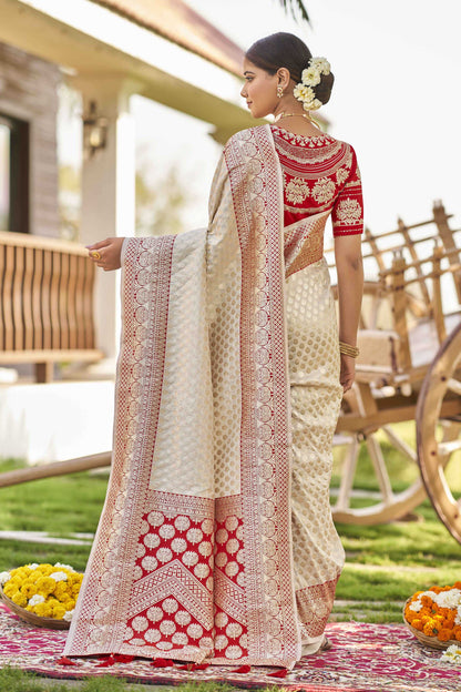 MANOHARI Banarasi Silk Blend Jacquard Work Saree - White