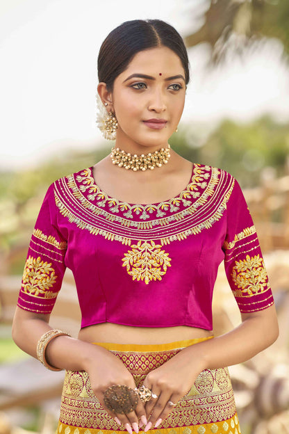 MANOHARI Banarasi Silk Blend Jacquard Work Saree - Yellow