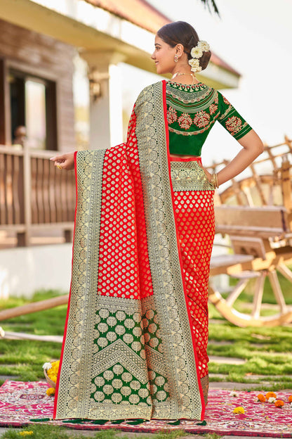 MANOHARI Banarasi Silk Blend Jacquard Work Saree - Red