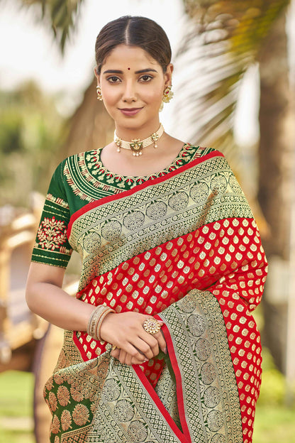 MANOHARI Banarasi Silk Blend Jacquard Work Saree - Red