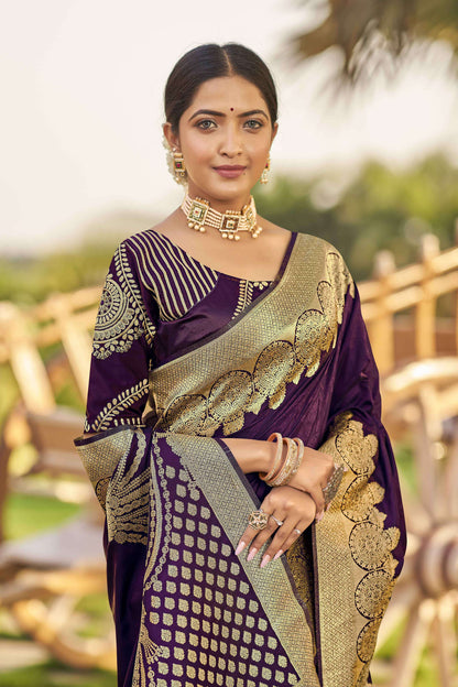 MANOHARI Banarasi Silk Blend Jacquard Work Saree - Purple