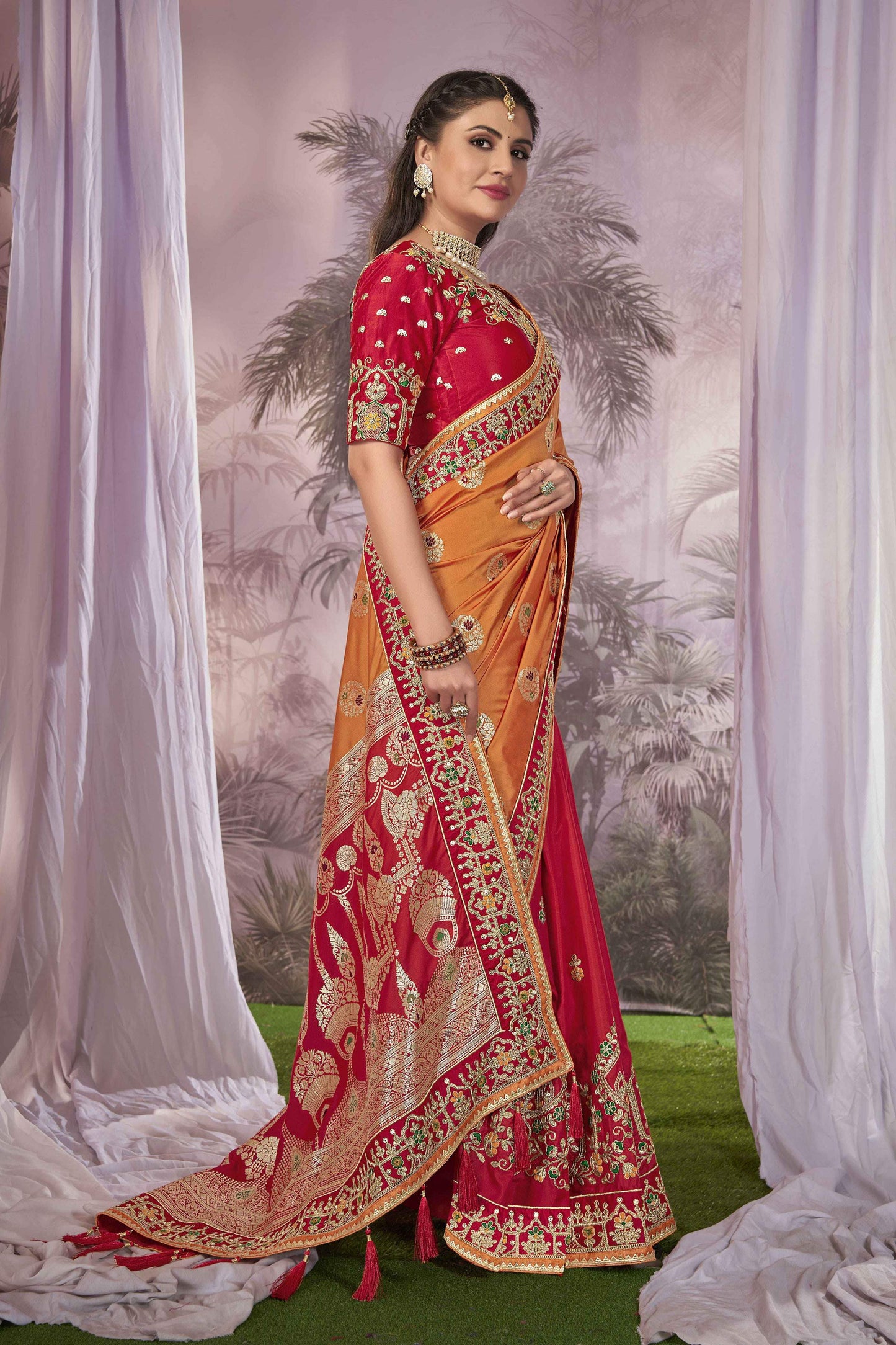 MANOHARI Banarasi Silk Blend Jacquard Work Saree - Orange
