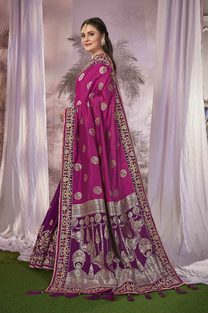 MANOHARI Banarasi Silk Blend Jacquard Work Saree - Pink