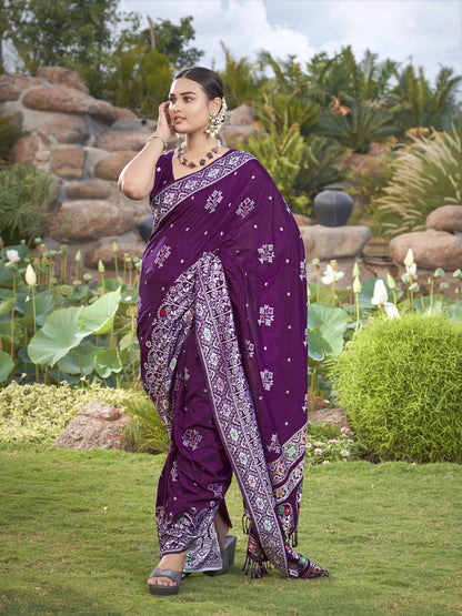 MANOHARI Banarasi Silk Blend Jacquard Work Saree - Purple