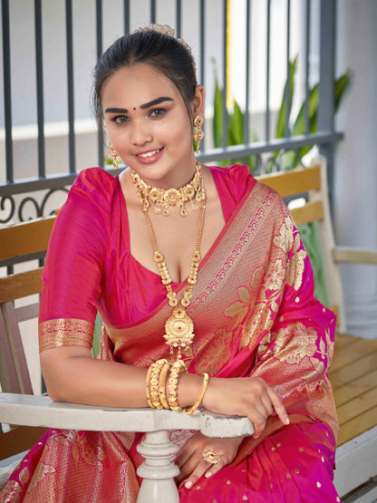 MANOHARI Banarasi Silk Blend Jacquard Work Saree - Pink