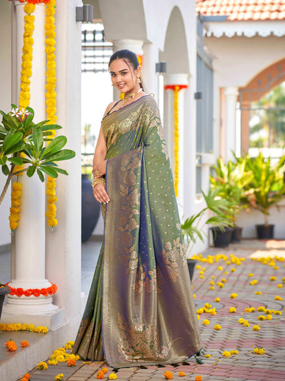 MANOHARI Banarasi Silk Blend Jacquard Work Saree - Green