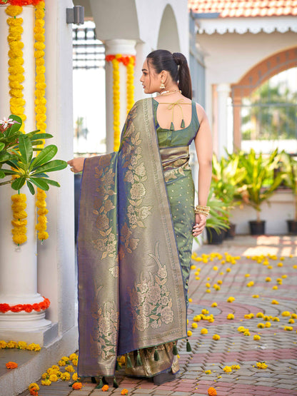 MANOHARI Banarasi Silk Blend Jacquard Work Saree - Green