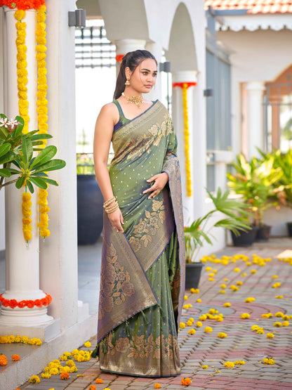 MANOHARI Banarasi Silk Blend Jacquard Work Saree - Green