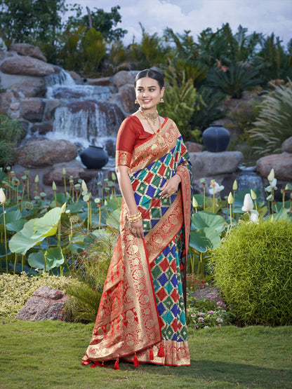 MANOHARI Banarasi Silk Blend Jacquard Work Saree - Blue