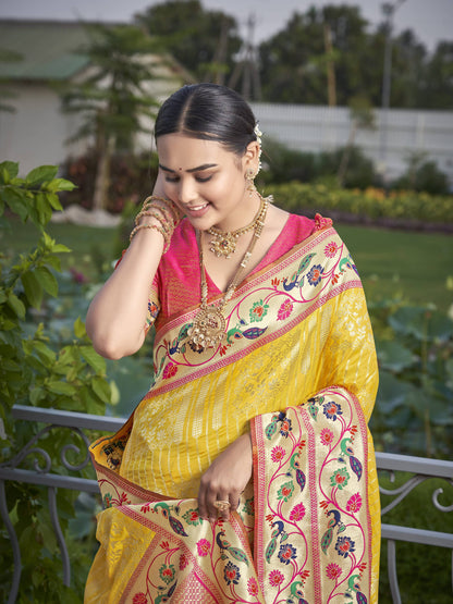 MANOHARI Banarasi Silk Blend Jacquard Work Saree - Yellow