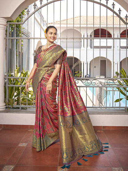 MANOHARI Banarasi Silk Blend Jacquard Work Saree - Pink