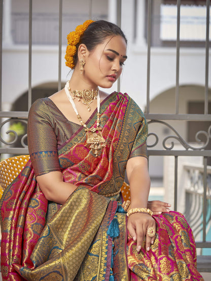 MANOHARI Banarasi Silk Blend Jacquard Work Saree - Pink