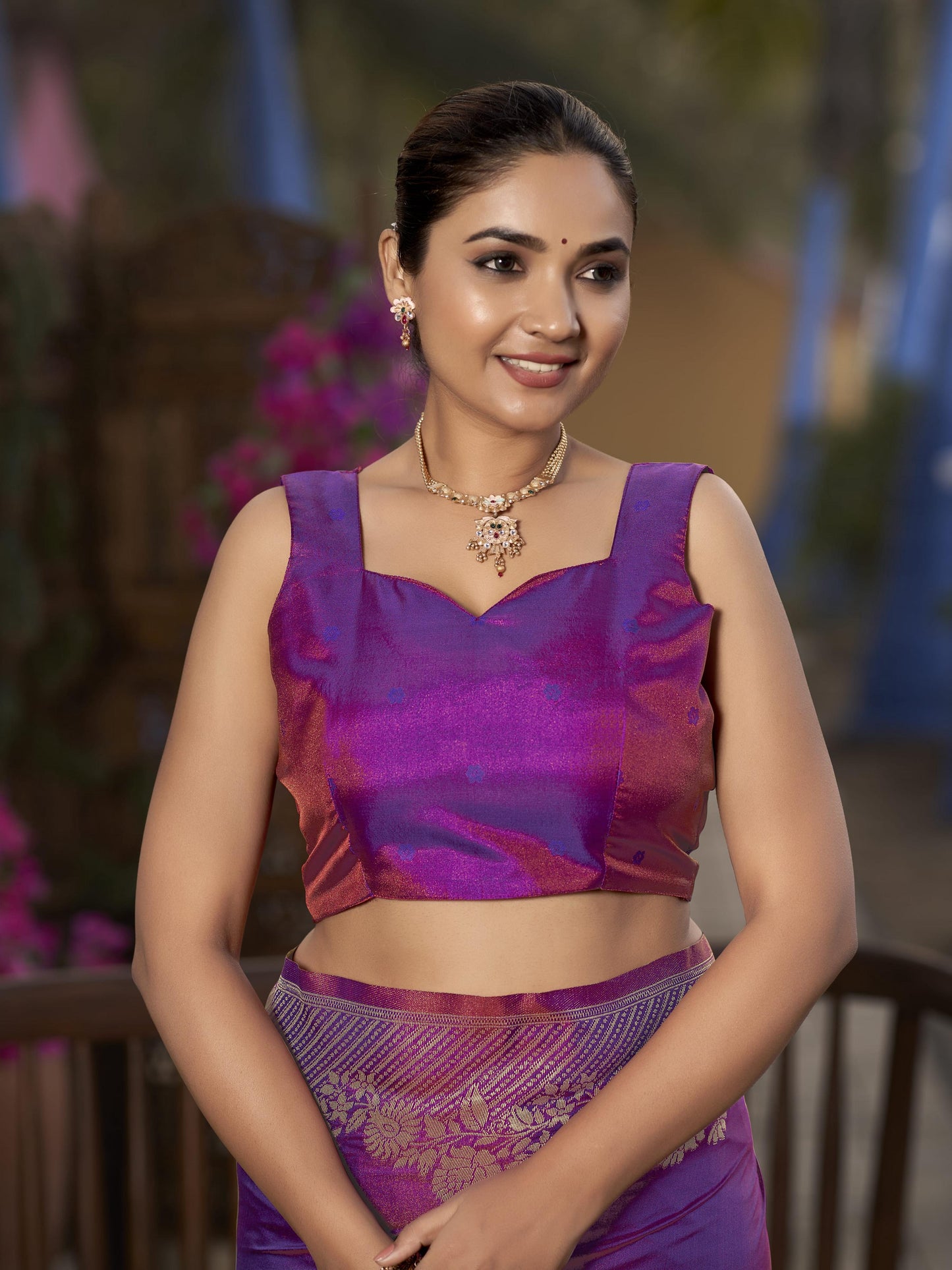 MANOHARI Banarasi Silk Blend Jacquard Work Saree - Purple